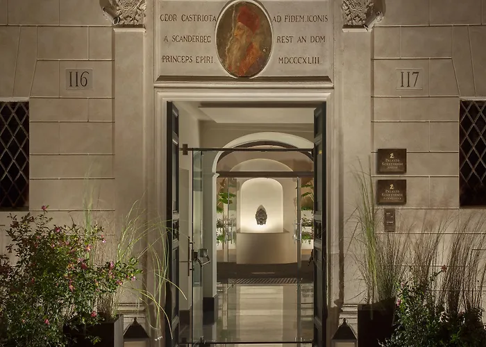 Palazzo Scanderbeg 4*